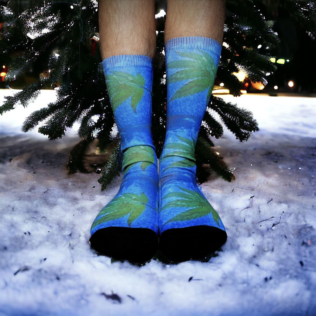 FreeGrow8 Cannabis Photo Socks