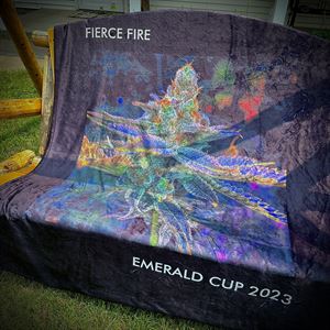 Emerald Cup Winning Photo Blanket